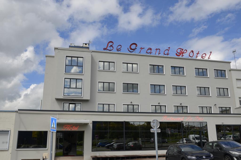 Le Grand Hotel Maubeuge Bagian luar foto