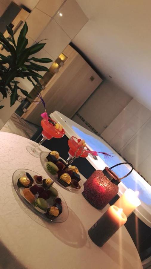 Le Grand Hotel Maubeuge Bagian luar foto
