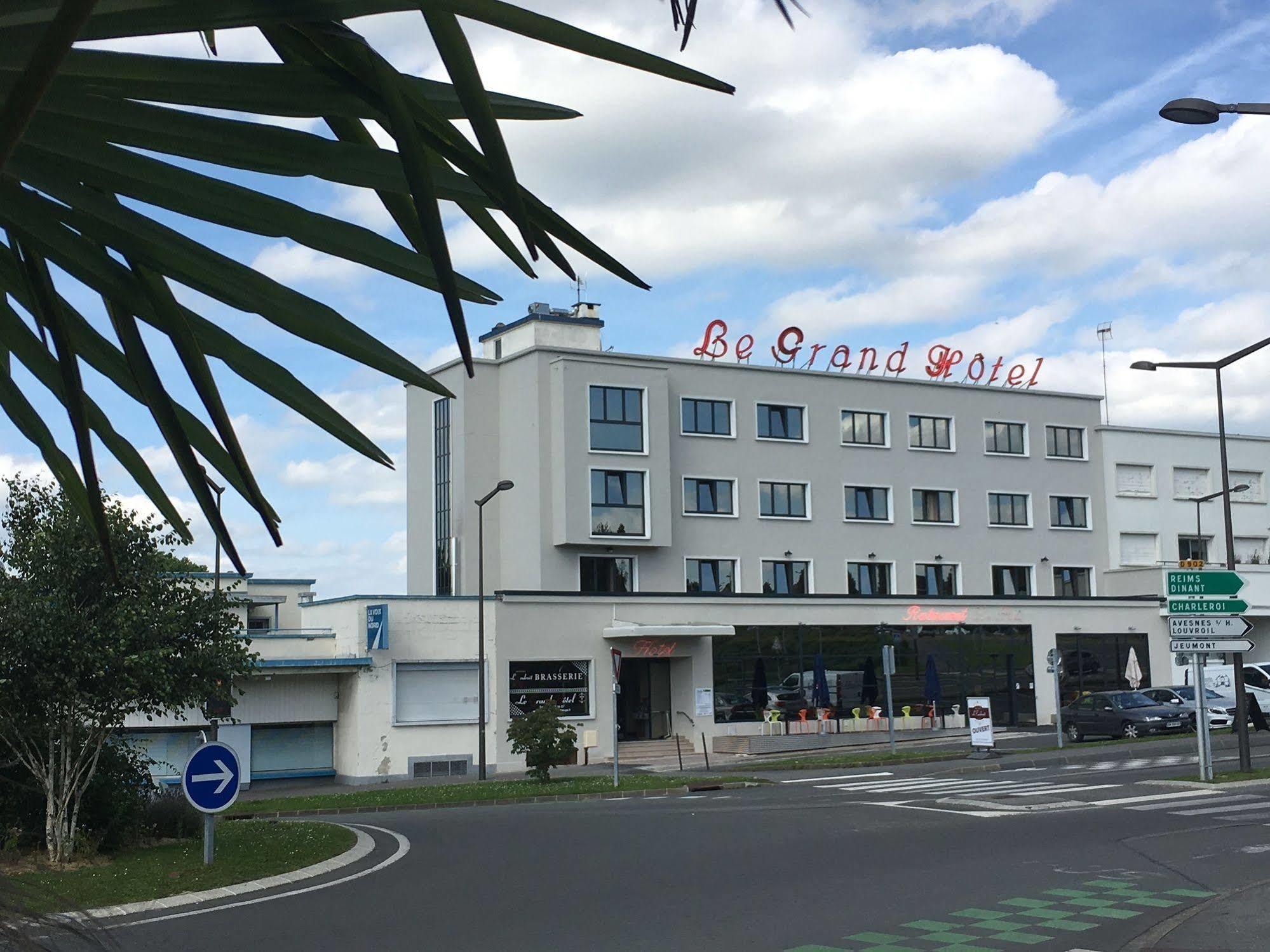 Le Grand Hotel Maubeuge Bagian luar foto